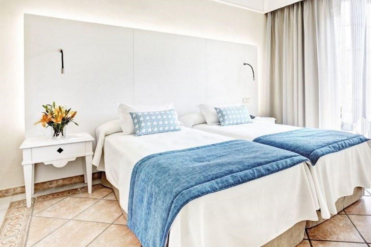 Grupotel Playa Club Son Xoriguer Exteriör bild
