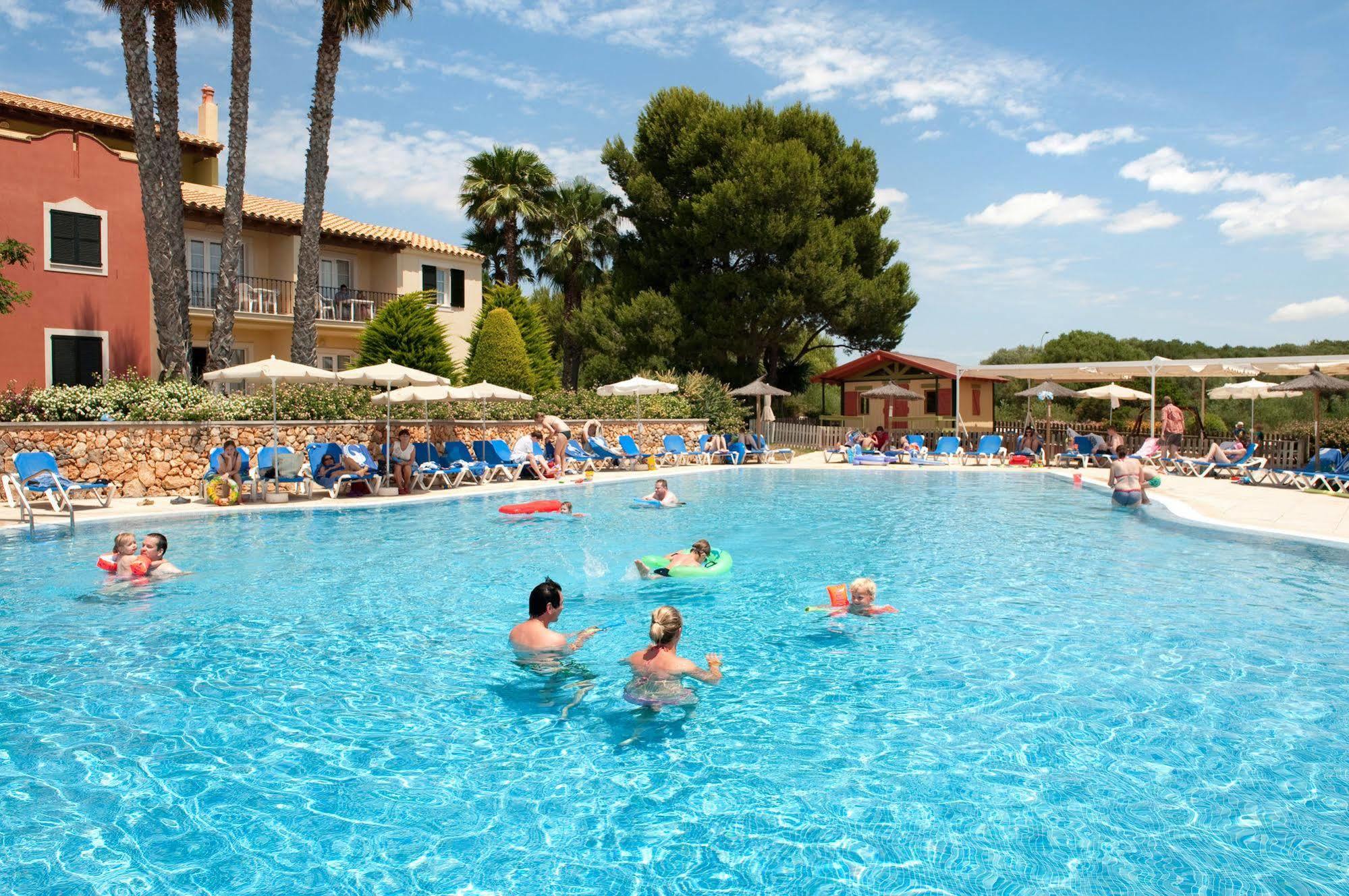 Grupotel Playa Club Son Xoriguer Exteriör bild