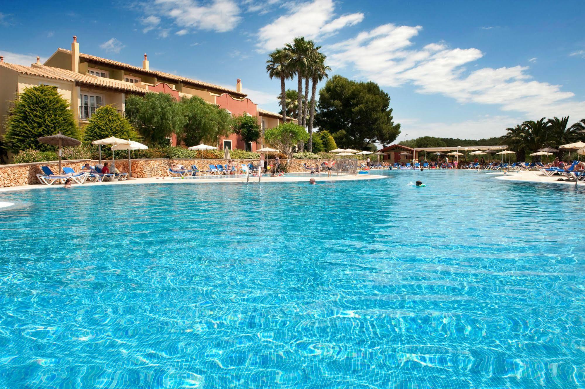 Grupotel Playa Club Son Xoriguer Exteriör bild